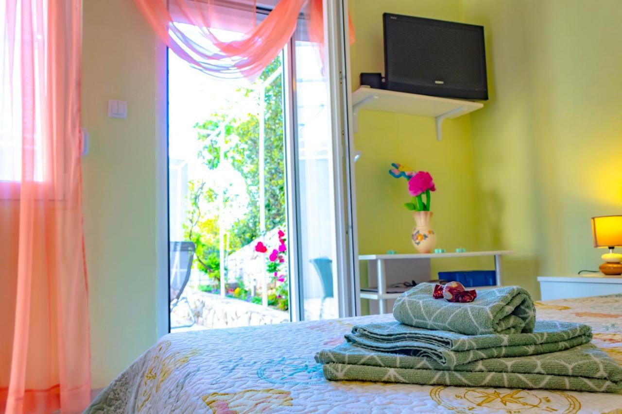 Vacation Home Grill & Chill With 350M2 Garden With Bbq Novi Vinodolski Ngoại thất bức ảnh